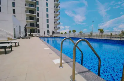 Apartment - 2 Bedrooms - 2 Bathrooms for sale in Waters Edge - Yas Island - Abu Dhabi