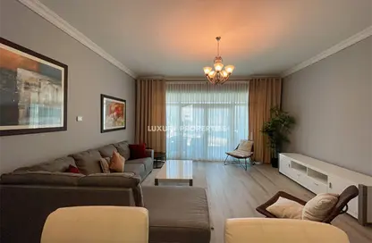 Apartment - 2 Bedrooms - 3 Bathrooms for rent in Al Haseer - Shoreline Apartments - Palm Jumeirah - Dubai