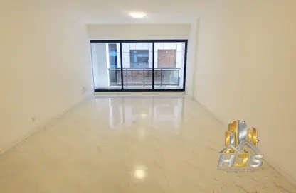 Apartment - 3 Bedrooms - 3 Bathrooms for rent in Mankhool - Bur Dubai - Dubai