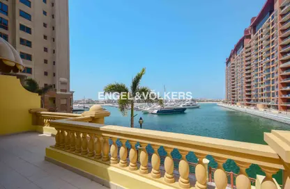 Townhouse - 2 Bedrooms - 4 Bathrooms for sale in Marina Residences 6 - Marina Residences - Palm Jumeirah - Dubai