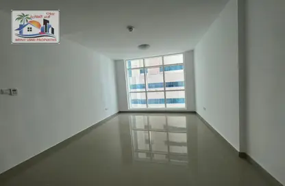 Apartment - 2 Bedrooms - 2 Bathrooms for rent in Al Mamzar - Al Mamzar - Sharjah - Sharjah