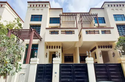 Villa - 5 Bedrooms - 7 Bathrooms for rent in Hills Abu Dhabi - Al Maqtaa - Abu Dhabi