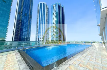 صورة لـ حوض سباحة شقة - 2 غرف نوم - 3 حمامات للايجار في برج الجوهرة - شارع الكورنيش - أبوظبي ، صورة رقم 1
