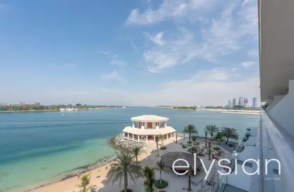 Apartment - 1 Bedroom - 2 Bathrooms for rent in Azure Residences - Palm Jumeirah - Dubai