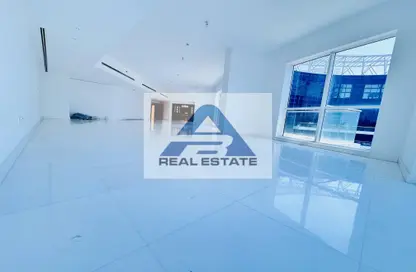 Penthouse - 4 Bedrooms - 7 Bathrooms for rent in Corniche Road - Abu Dhabi