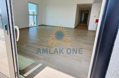 Apartment - 3 Bedrooms - 4 Bathrooms for sale in Waters Edge - Yas Island - Abu Dhabi