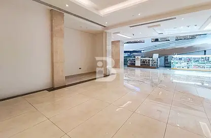 Retail - Studio for rent in Rabdan - Abu Dhabi