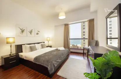 Apartment - 3 Bedrooms - 3 Bathrooms for rent in Jumeirah Beach Residence - Dubai