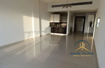 Apartment - 1 Bedroom - 2 Bathrooms for rent in Al Manara Building - Dubai Investment Park (DIP) - Dubai