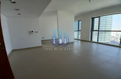 Apartment - 1 Bedroom - 1 Bathroom for rent in Danet Abu Dhabi - Abu Dhabi