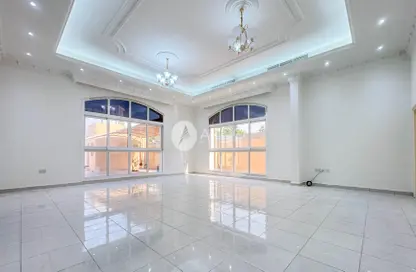 Villa - 5 Bedrooms - 7 Bathrooms for rent in Al Barsha South 2 - Al Barsha South - Al Barsha - Dubai