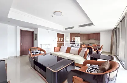 Apartment - 1 Bedroom - 2 Bathrooms for sale in Boulevard Point - Downtown Dubai - Dubai