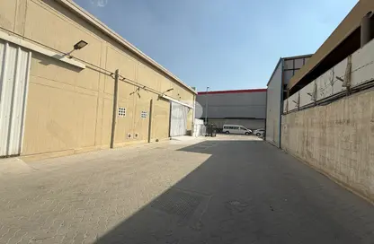 Warehouse - Studio for rent in Al Quoz 3 - Al Quoz - Dubai