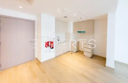 Apartment - 1 Bedroom - 1 Bathroom for sale in Waters Edge - Yas Island - Abu Dhabi