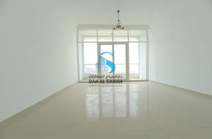 Apartment - 1 Bathroom for rent in Zakhir Towers - Al Taawun - Sharjah