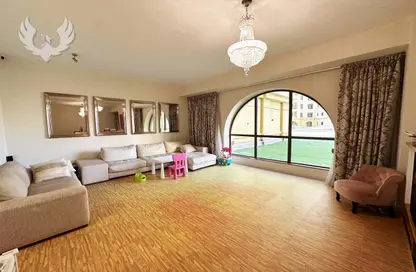 Apartment - 4 Bedrooms - 5 Bathrooms for sale in Rimal 1 - Rimal - Jumeirah Beach Residence - Dubai