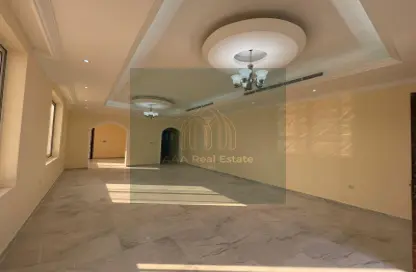 Villa - 7 Bedrooms for rent in Nad Al Sheba 4 - Nad Al Sheba - Dubai