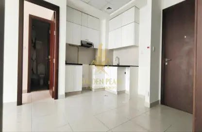 Apartment - 2 Bedrooms - 3 Bathrooms for rent in Binghatti Gateway - Al Jaddaf - Dubai