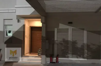 Townhouse - 2 Bedrooms - 3 Bathrooms for rent in Al Khaleej Village - Al Ghadeer - Abu Dhabi