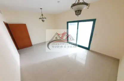 Apartment - 2 Bedrooms - 2 Bathrooms for rent in Al Nahda Complex - Al Nahda - Sharjah