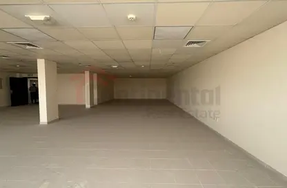 Office Space - Studio - 1 Bathroom for rent in Al Sajaa - Sharjah