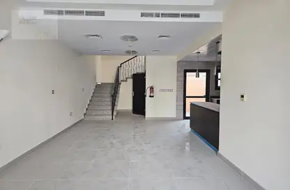 Townhouse - 2 Bedrooms - 3 Bathrooms for rent in Zone 7 - Hydra Village - Abu Dhabi