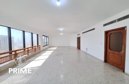 Apartment - 3 Bedrooms - 3 Bathrooms for rent in Jannah Place Abu Dhabi - Airport Road - Abu Dhabi