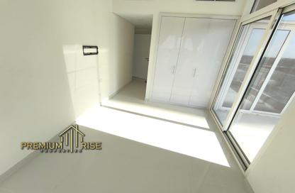 Apartment - 2 Bedrooms - 2 Bathrooms for rent in Viridis B - Viridis Residence and Hotel Apartments - Damac Hills 2 - Dubai