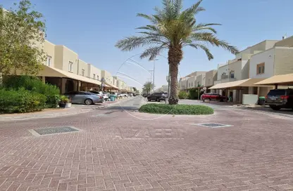 Villa - 5 Bedrooms - 6 Bathrooms for sale in Arabian Style - Al Reef Villas - Al Reef - Abu Dhabi