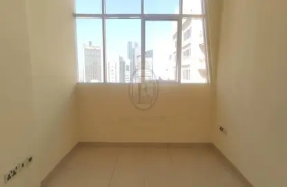 Apartment - 1 Bedroom - 1 Bathroom for rent in Al Ramhan Tower - Tourist Club Area - Abu Dhabi