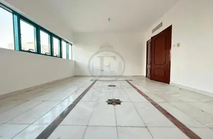 Apartment - 3 Bedrooms - 3 Bathrooms for rent in Zig Zag Building - Tourist Club Area - Abu Dhabi