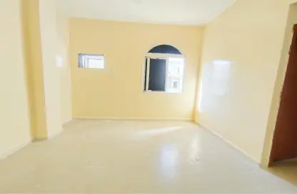 Apartment - 1 Bathroom for rent in SG Muwaileh Building - Muwaileh - Sharjah