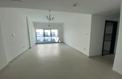 Apartment - 2 Bedrooms - 3 Bathrooms for rent in World Trade Center - Dubai