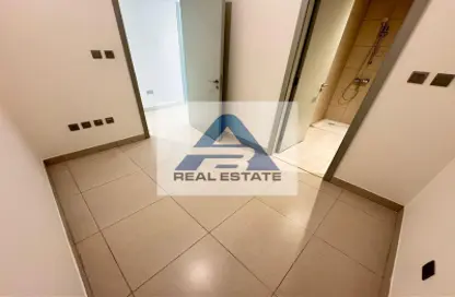 Apartment - 2 Bedrooms - 3 Bathrooms for rent in Canal Residence - Al Reem Island - Abu Dhabi