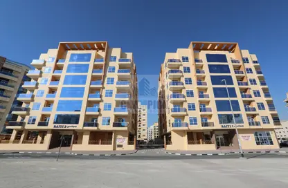 Apartment - 2 Bedrooms - 3 Bathrooms for rent in Al Warqa'a - Dubai