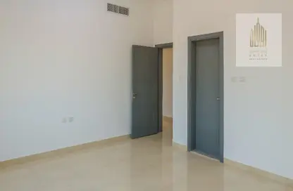 Compound for sale in Al Mowaihat 2 - Al Mowaihat - Ajman