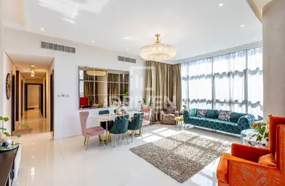 Apartment - 3 Bedrooms - 5 Bathrooms for sale in Golf Veduta B - Golf Veduta Hotel Apartments - DAMAC Hills - Dubai