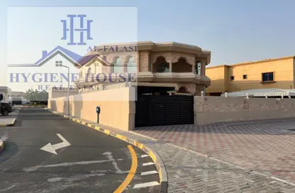 Villa - 5 Bedrooms - 6 Bathrooms for sale in Al Riqqa - Sharjah