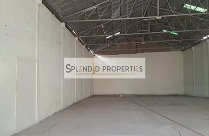 Warehouse - Studio - 1 Bathroom for rent in Al Khabisi - Deira - Dubai