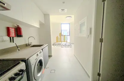 Apartment - 1 Bathroom for rent in The Link - East Village - Aljada - Sharjah