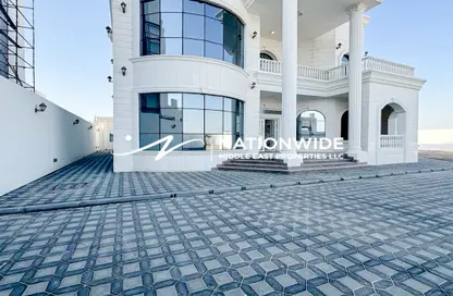 Villa - 6 Bedrooms - 7 Bathrooms for rent in Madinat Zayed - Abu Dhabi