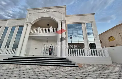 Villa - 4 Bedrooms - 5 Bathrooms for rent in Ramlat Zakher - Zakher - Al Ain