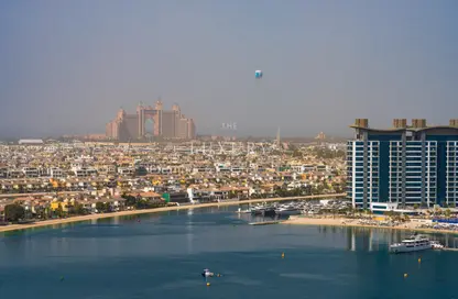 Apartment - 2 Bedrooms - 3 Bathrooms for rent in Grand Bleu Tower 2 - EMAAR Beachfront - Dubai Harbour - Dubai