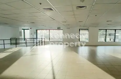 Retail - Studio - 1 Bathroom for rent in DXB Tower - Sheikh Zayed Road - Dubai