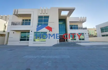 Villa - 5 Bedrooms - 7 Bathrooms for rent in Shakhbout City - Abu Dhabi