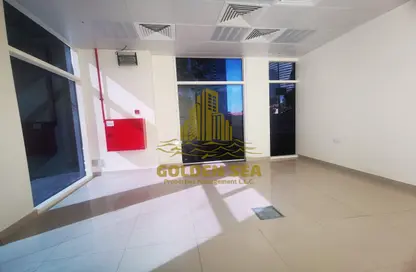 Shop - Studio for rent in Khalidiya Street - Al Khalidiya - Abu Dhabi