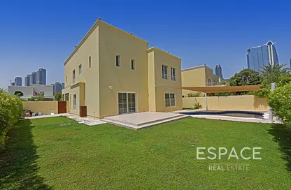 Villa - 4 Bedrooms - 4 Bathrooms for rent in Meadows 1 - Meadows - Dubai