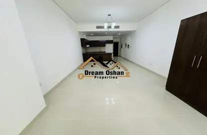 Apartment - 1 Bathroom for rent in Nova Tower - Dubai Silicon Oasis - Dubai