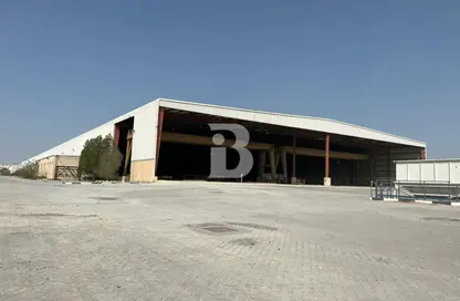 Factory - Studio for rent in Phase 2 - Dubai Investment Park (DIP) - Dubai