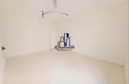 Apartment - Studio - 1 Bathroom for rent in Industrial Area 1 - Sharjah Industrial Area - Sharjah